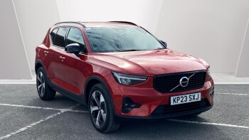 Volvo Xc40 2.0 B4P Plus Dark 5dr AWD Auto Petrol Estate